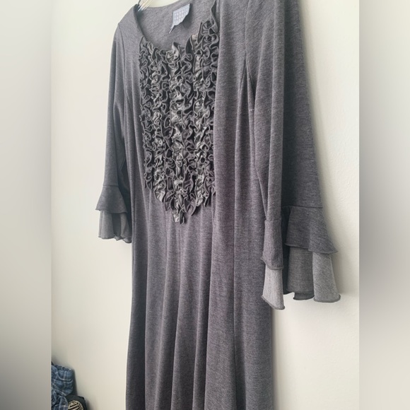 Rabbit Rabbit Rabbit Design Gray/Grey A-line Dress with ruffles size 10 - Picture 3 of 5